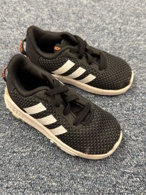 Adidas Toddler Boys Sneakers Size 6